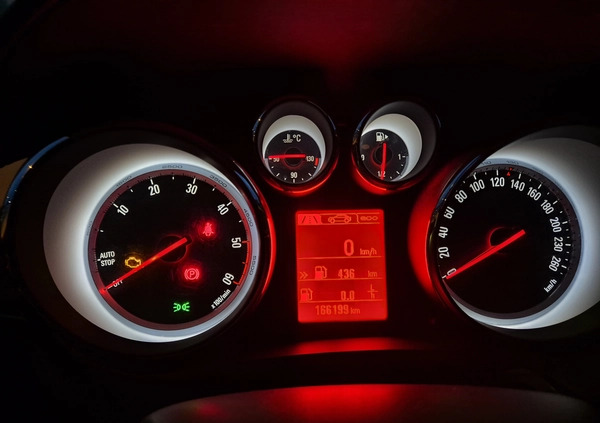 Opel Zafira cena 35500 przebieg: 166000, rok produkcji 2015 z Głogów małe 352